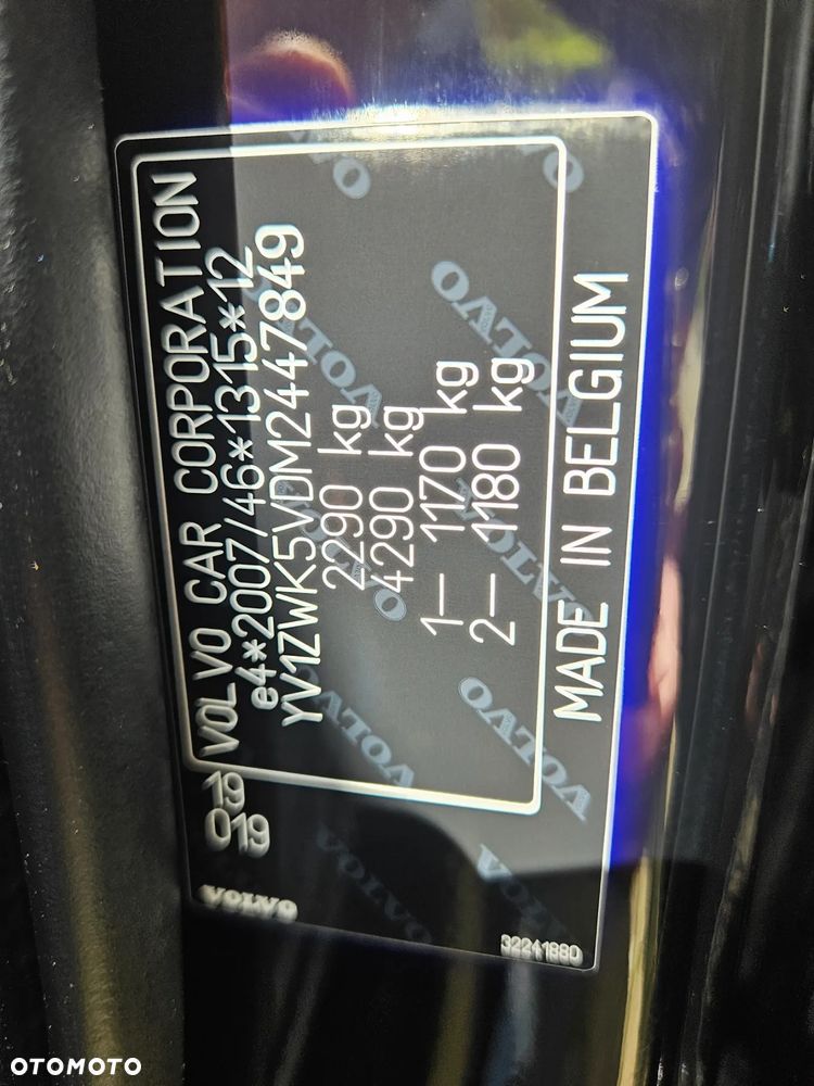 Volvo V60 D4 Momentum Pro - 38