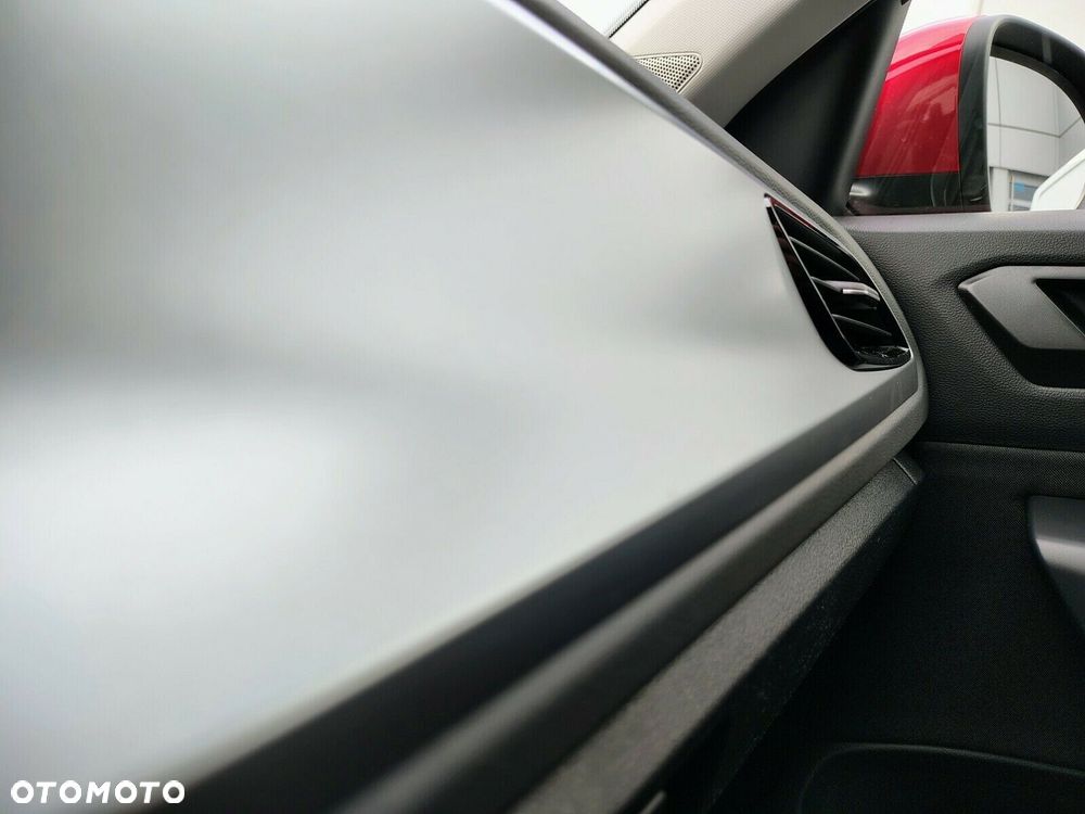 Volkswagen T-Roc - 23