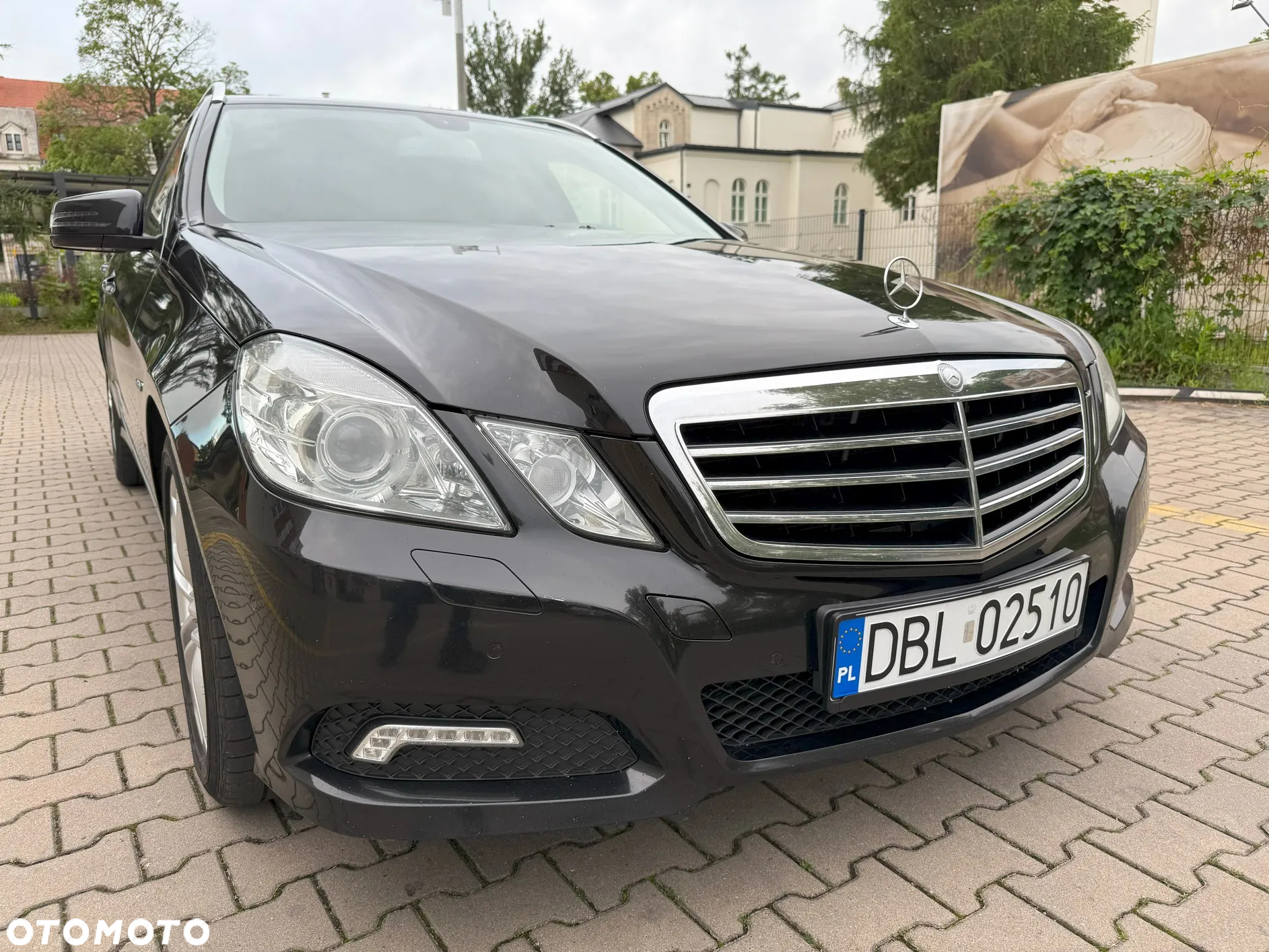 Mercedes-Benz Klasa E 220 T CDI DPF BlueEFFICIENCY Automatik Avantgarde - 9