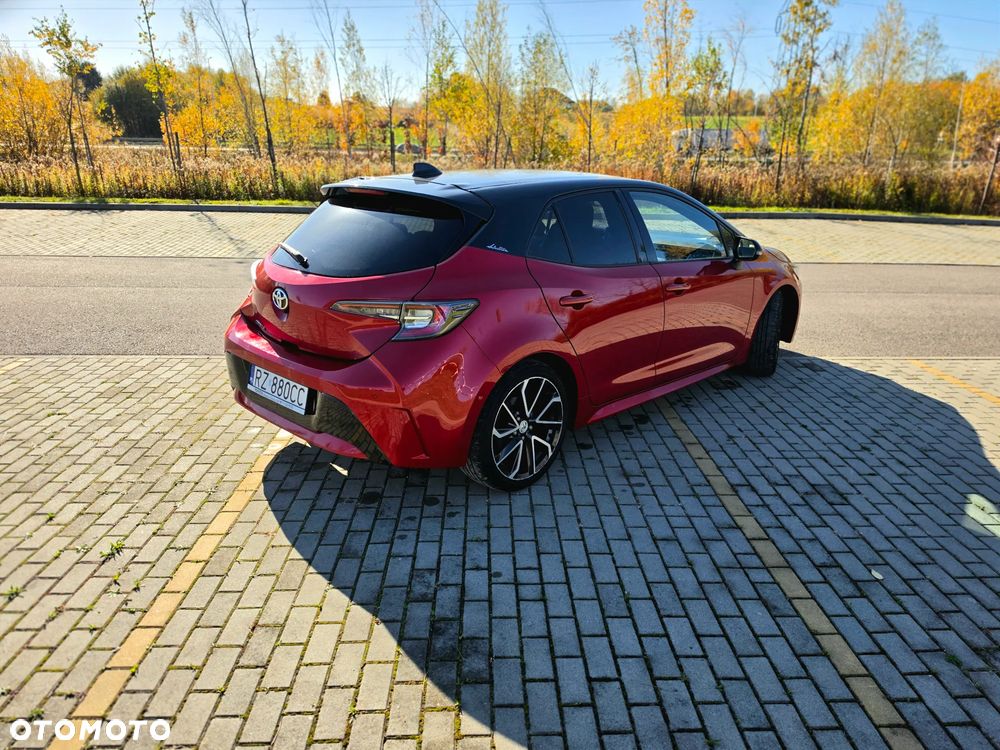 Toyota Corolla - 10