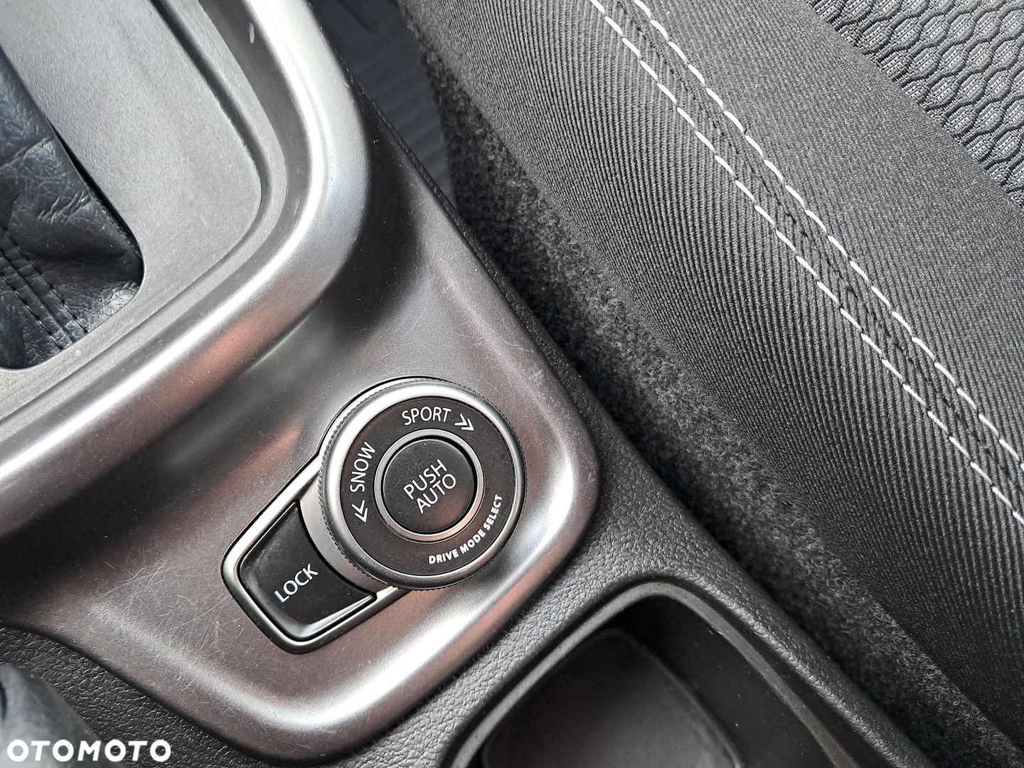 Suzuki Vitara 1.4 Boosterjet Premium 4WD - 22