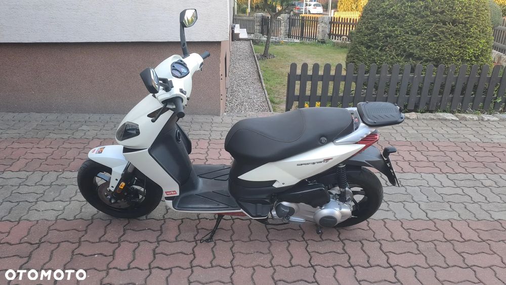 Aprilia Sportcity - 12