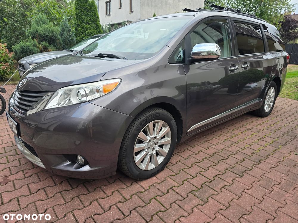 Toyota Sienna 3.5 V6 XLE AWD - 2
