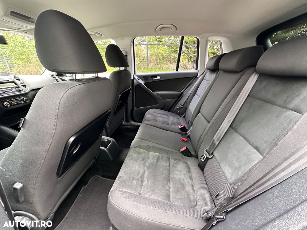 Volkswagen Tiguan 2.0 TDI 4Motion Track & Style - 10