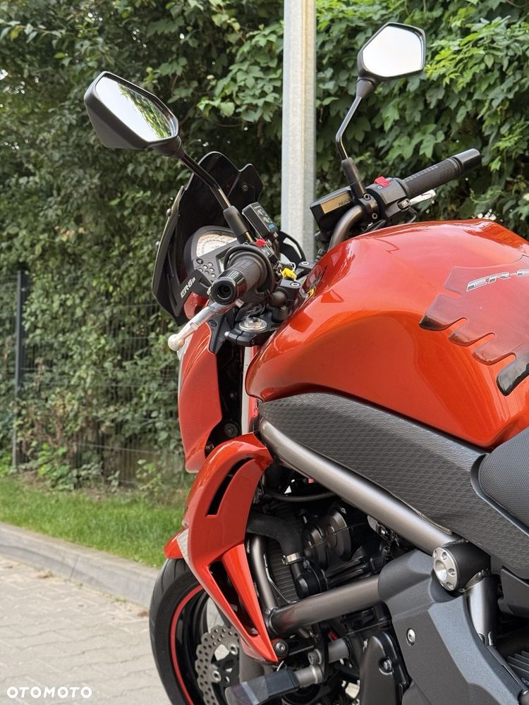 Kawasaki ER - 5
