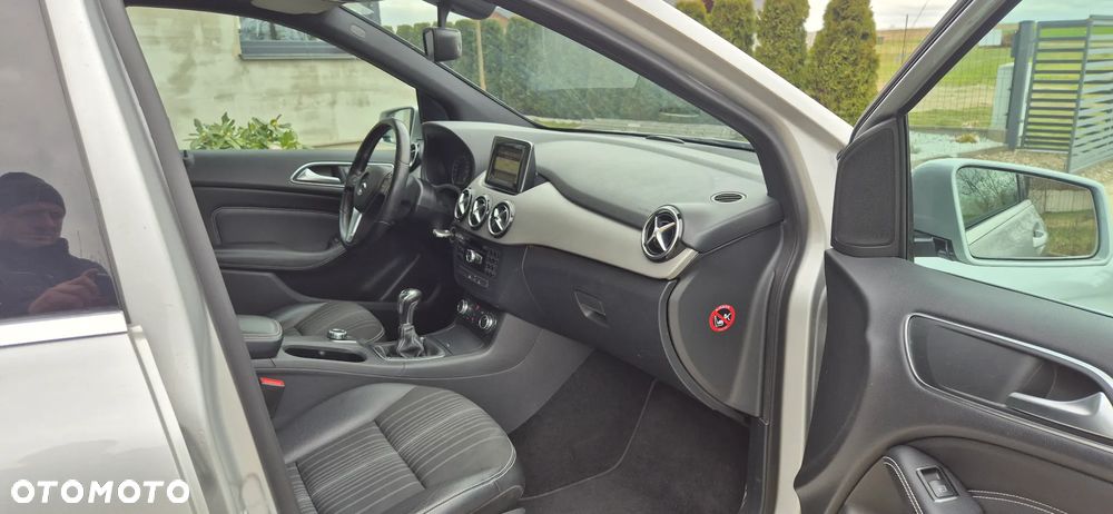 Mercedes-Benz Klasa B - 11