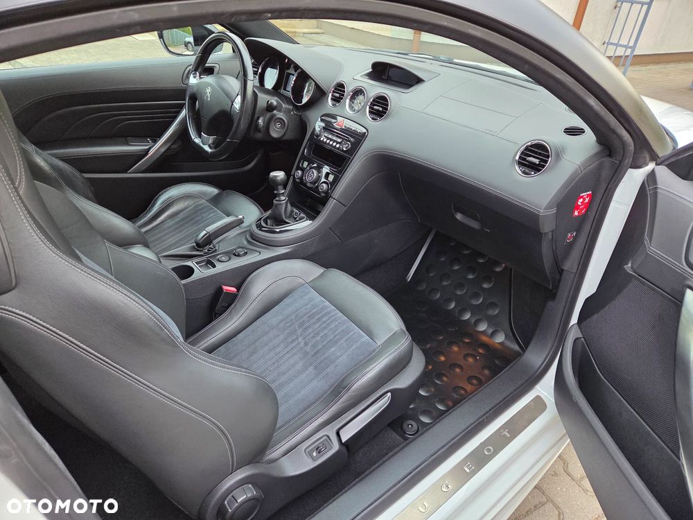 Peugeot RCZ 1.6 155 THP - 15