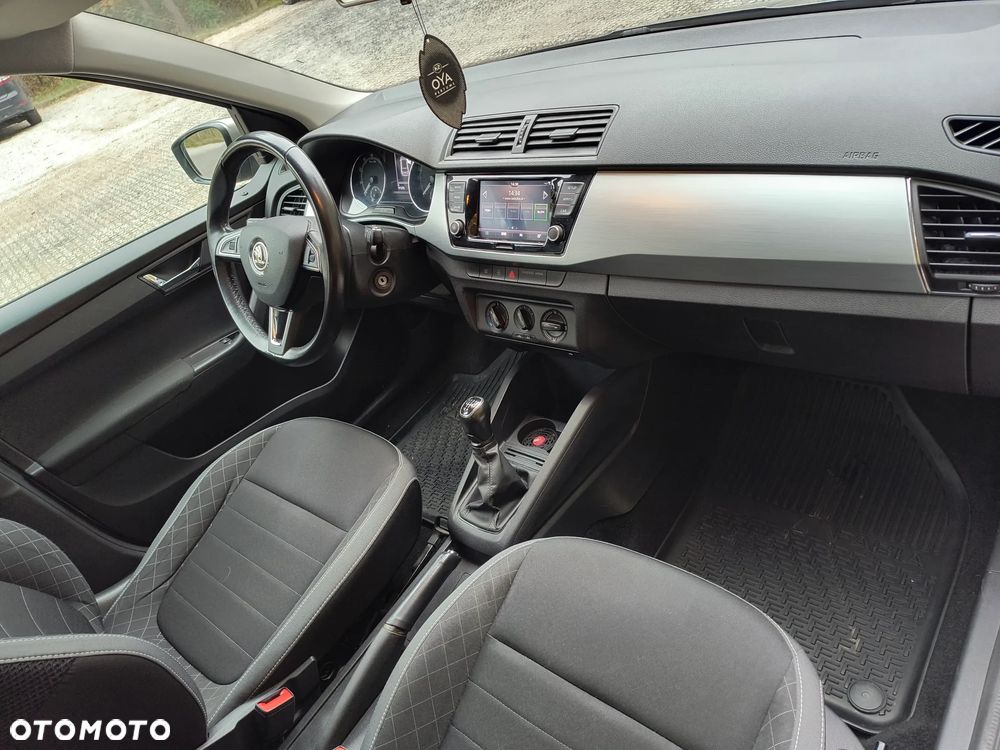 Skoda Fabia 2018 photo 5