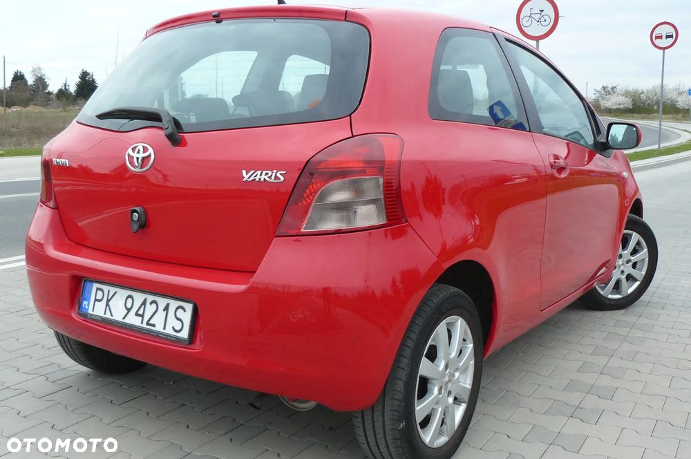 Toyota Yaris - 7