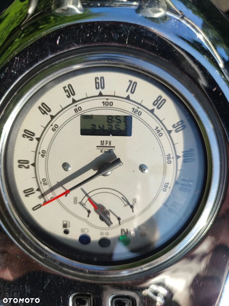 Yamaha Road Star - 3