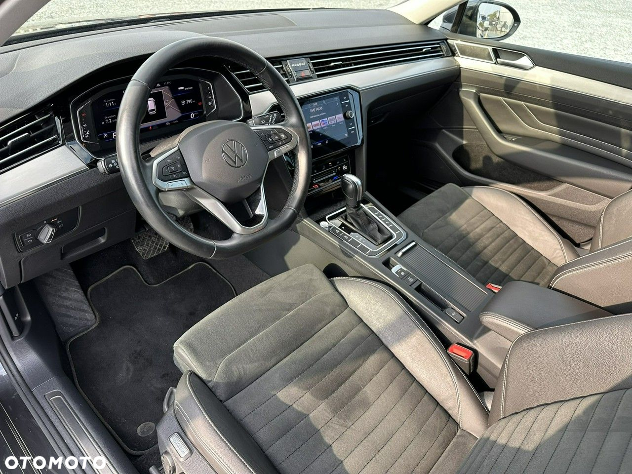 Volkswagen Passat 2.0 TDI EVO Elegance DSG - 11