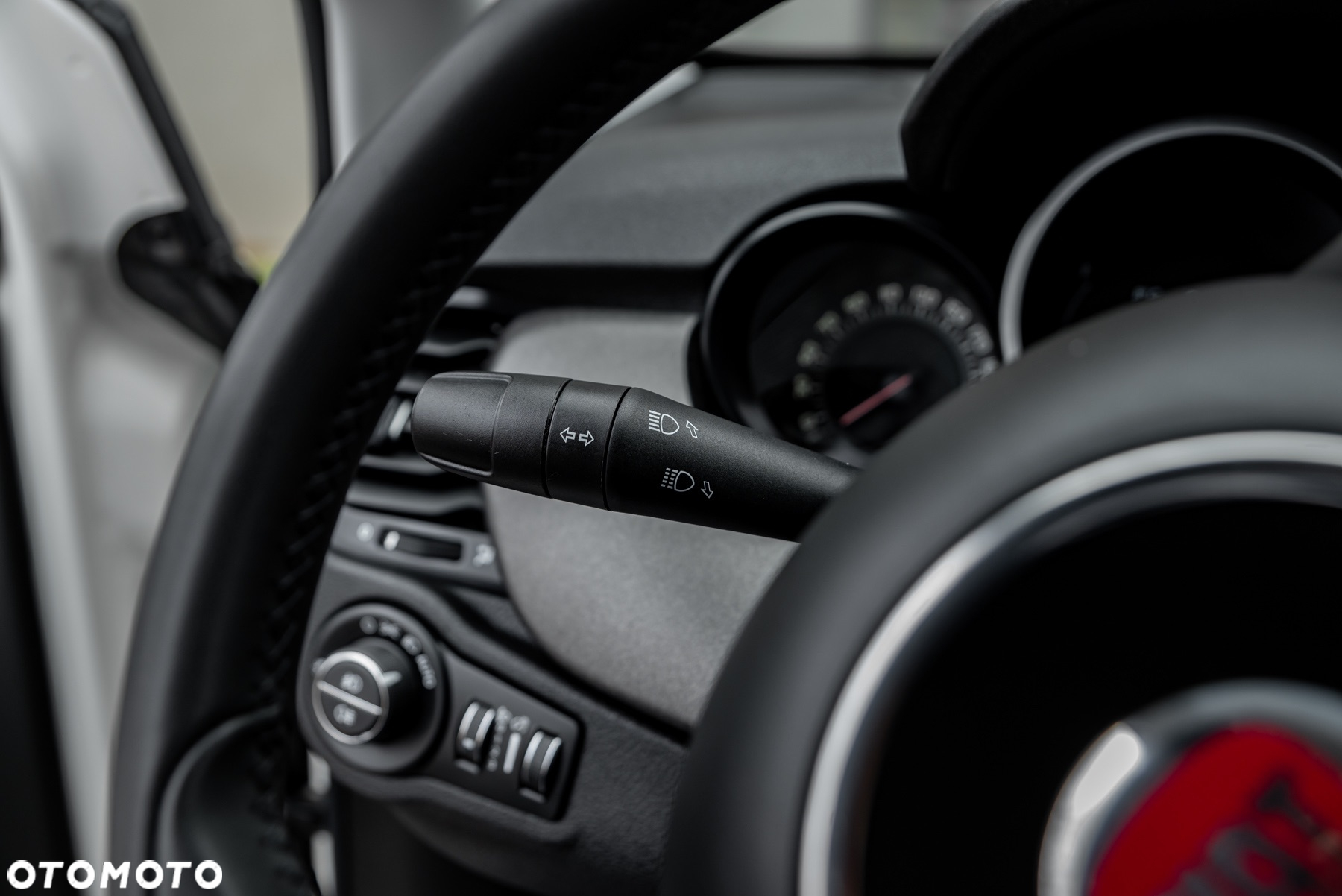 Fiat 500X 1.4 Multiair DCT 4x2 S&S Cross Plus - 31