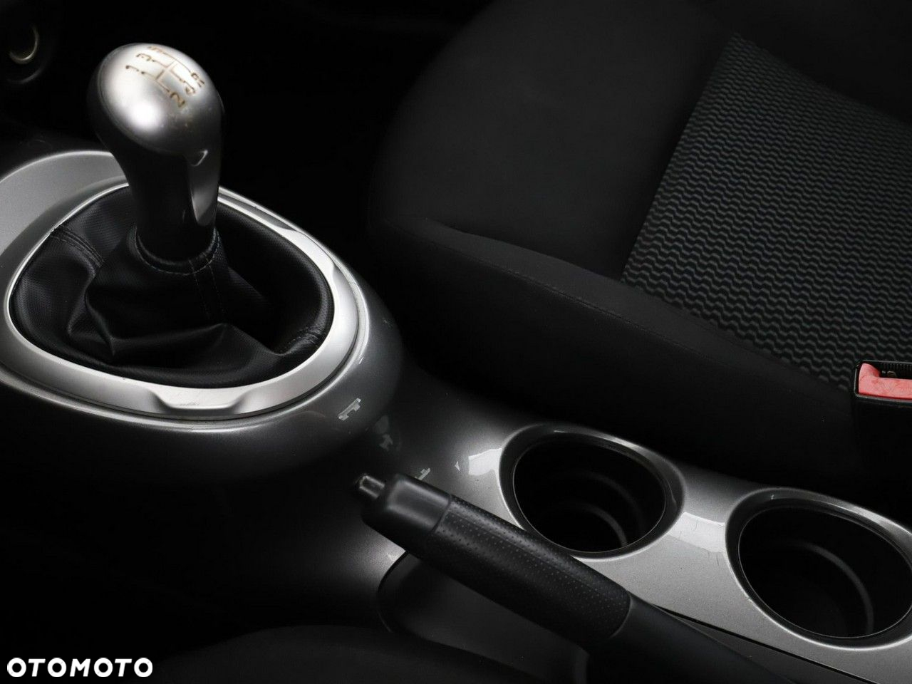 Nissan Juke - 25