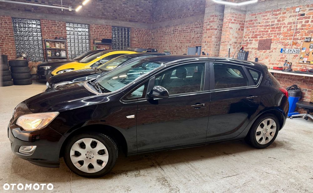 Opel Astra 1.6 Active - 9