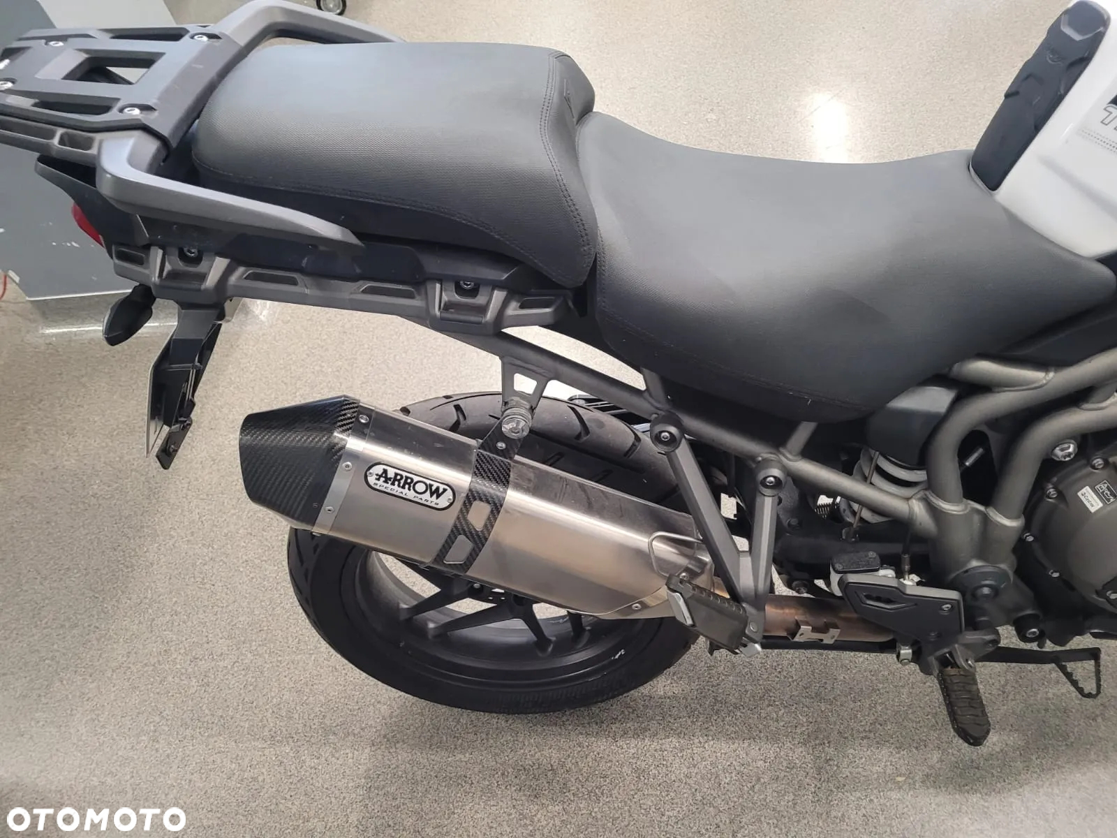 Triumph Tiger - 9
