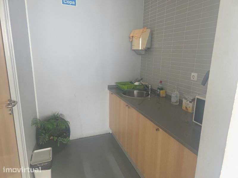 ARMAZÉM PARA ARRENDAMENTO – CACÉM PARK - Grande imagem: 4/8
