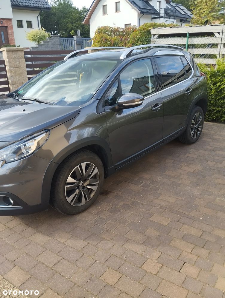 Peugeot 2008 1.2 Pure Tech GPF Allure S&S - 2