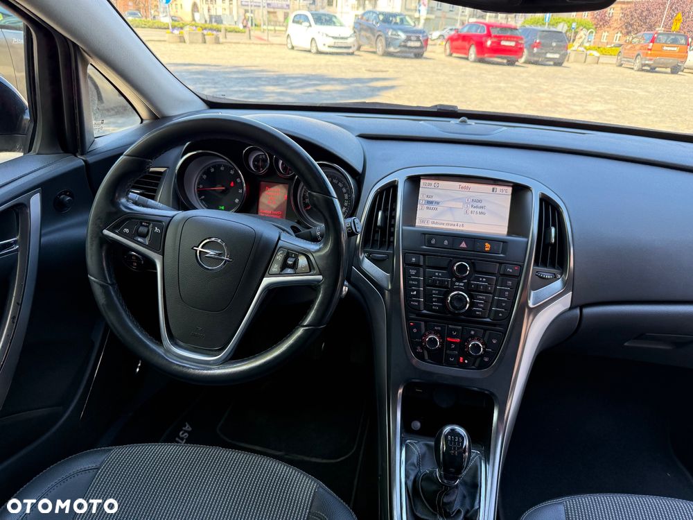 Opel Astra - 25