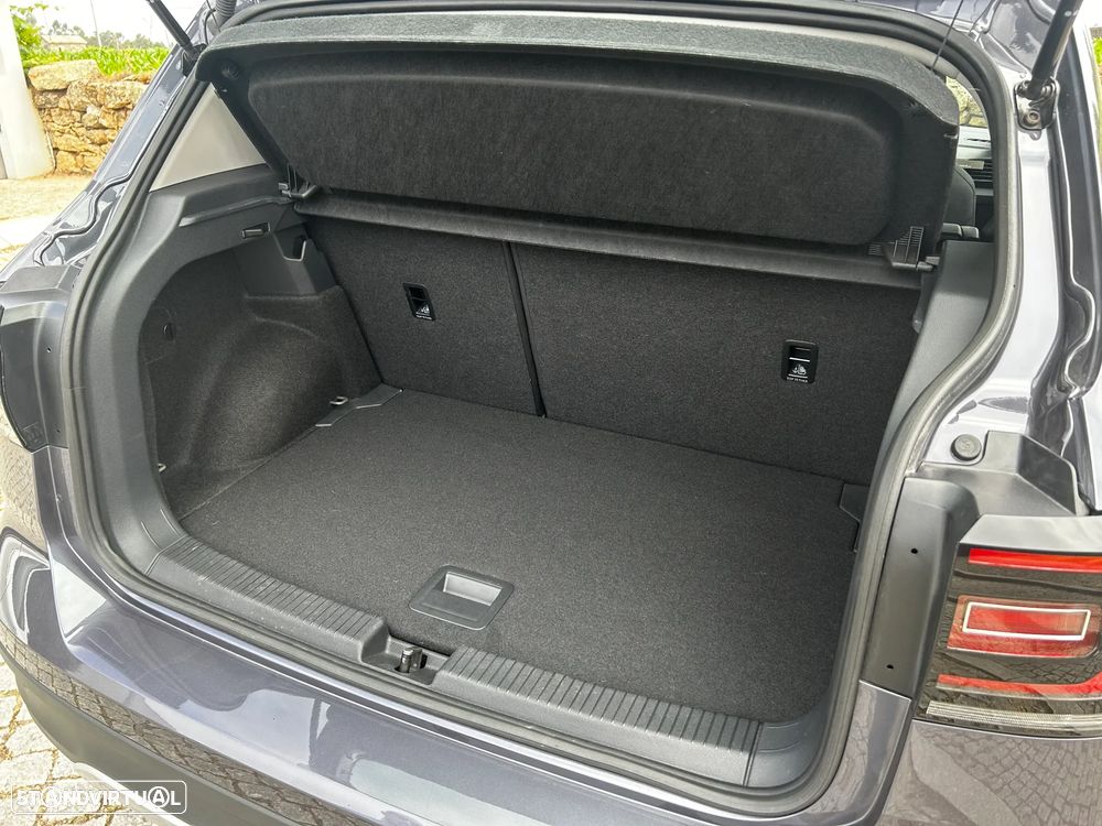 VW T-Cross 1.0 TSI Life DSG - 21