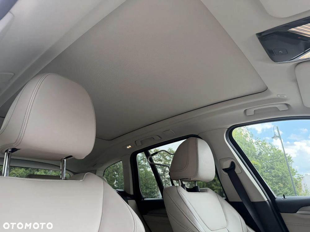 BMW X3 - 16