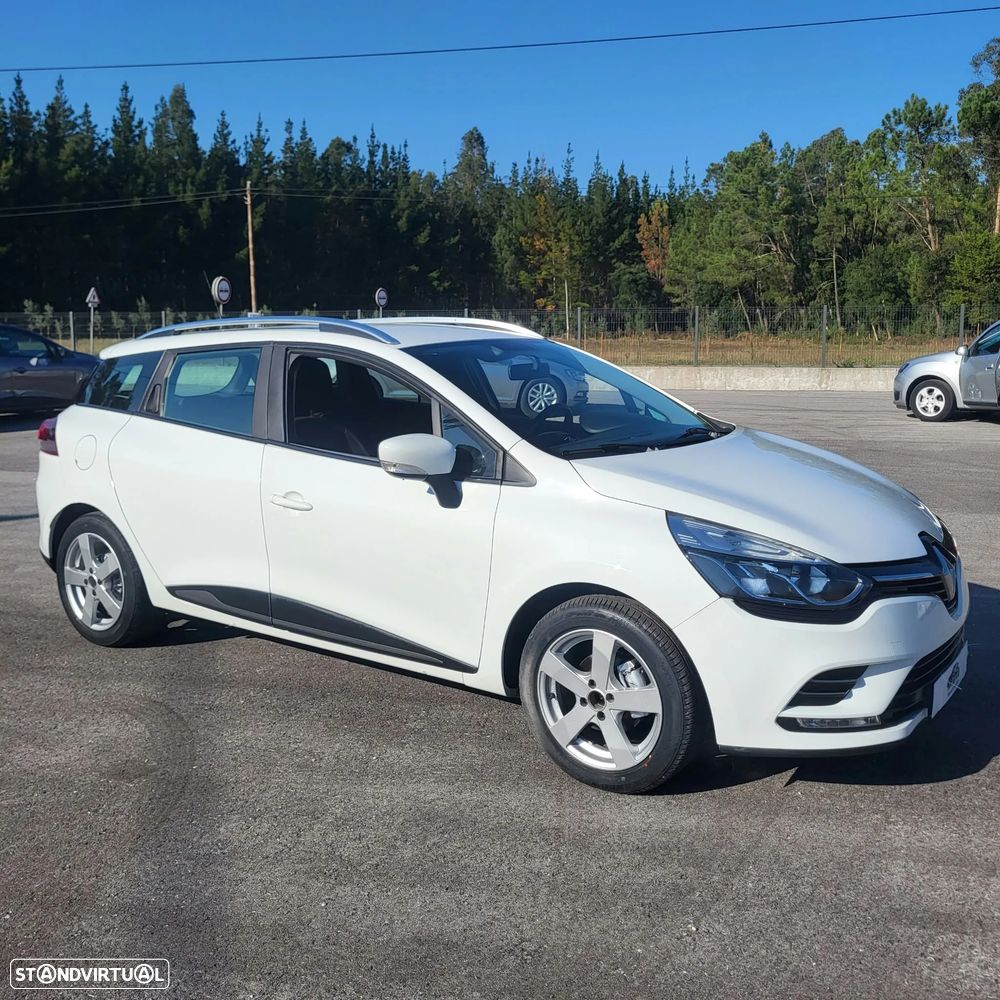 Renault Clio Sport Tourer (Energy) dCi 90 Bose Edition - 10