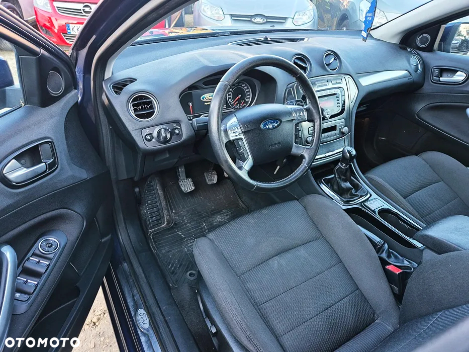 Ford Mondeo 2.0 FF Platinium X Plus (Titanium) - 31