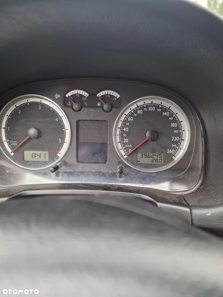 VW golf mk4 kombi 1.9 tdi 130km ASZ skrzynia 6b FMH lakier LD5Q na części - 6