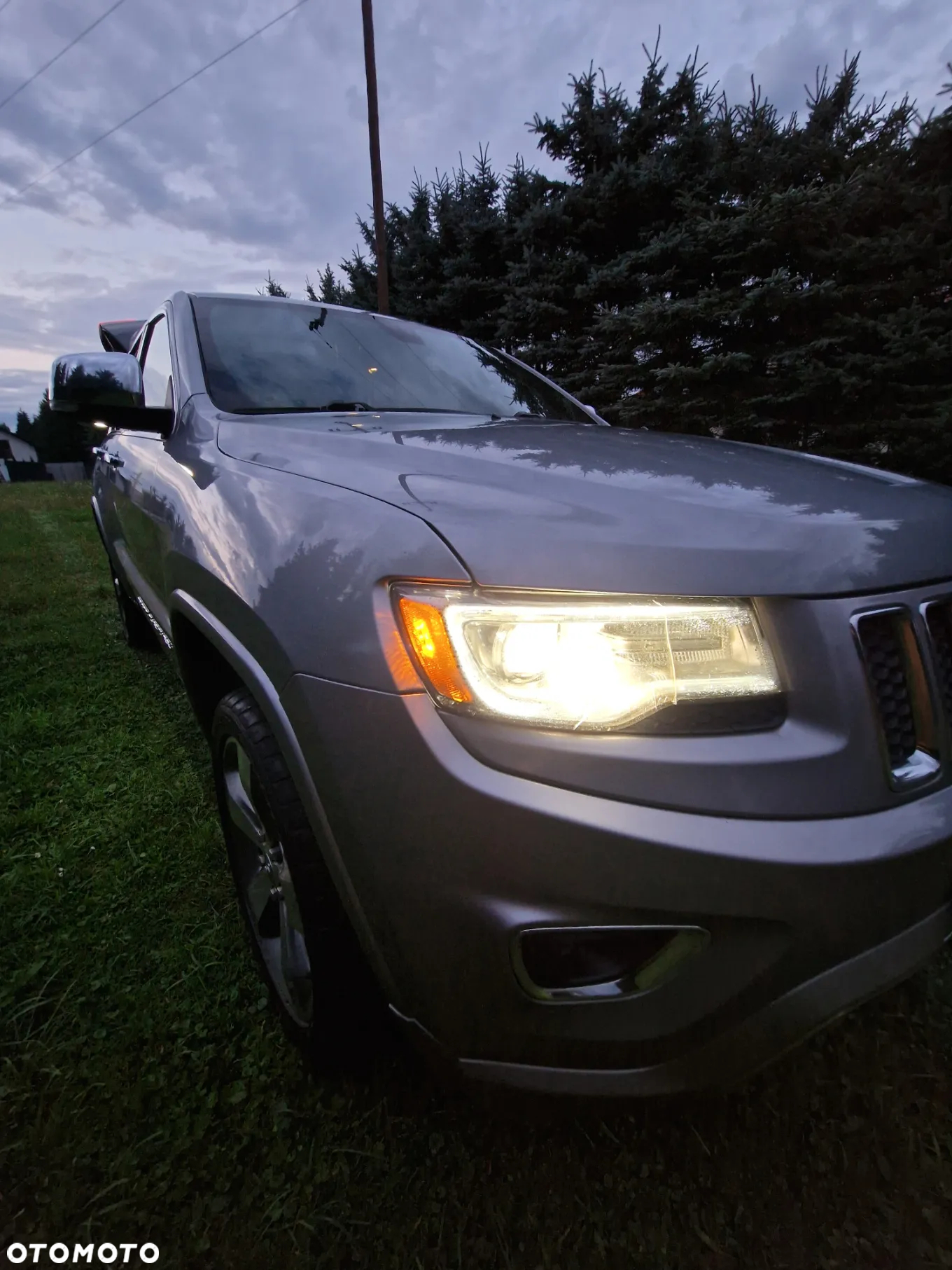Jeep Grand Cherokee 5.7 V8 HEMI 4WD Automatik Overland - 21
