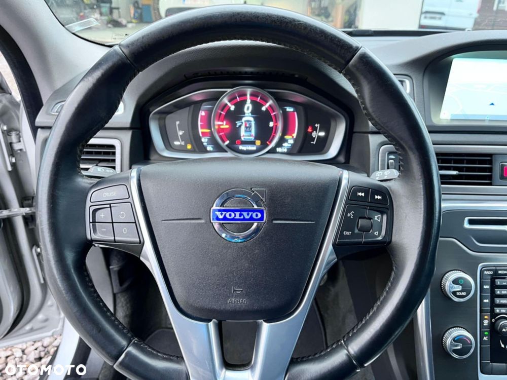 Volvo XC 70 D4 Drive-E Momentum - 29