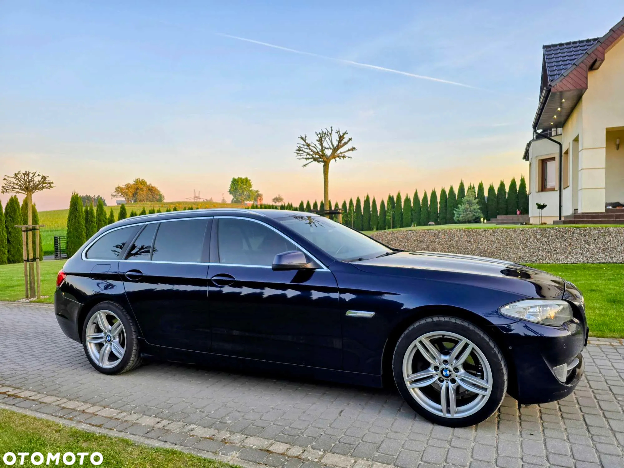 BMW Seria 5 520d Touring - 2