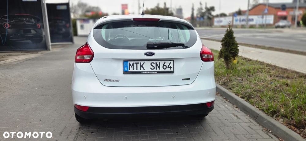 Ford Focus 1.0 EcoBoost Start-Stopp-System Ambiente - 11