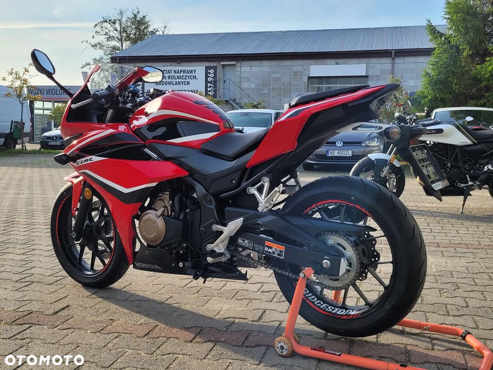 Honda CBR - 21