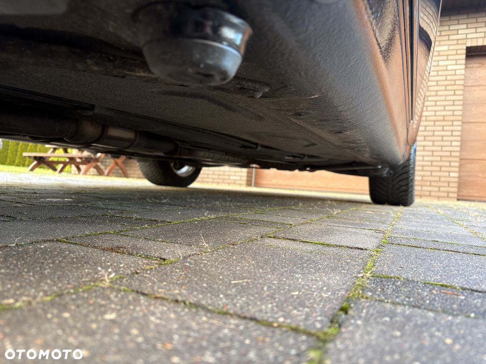 Mercedes-Benz CLK - 24