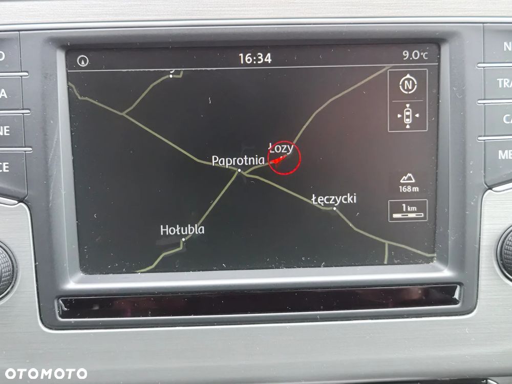 Volkswagen Passat 1.4 TSI BMT Trendline - 16