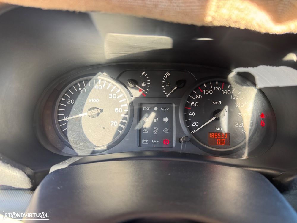 Renault Clio 1.2 16V Expression - 1