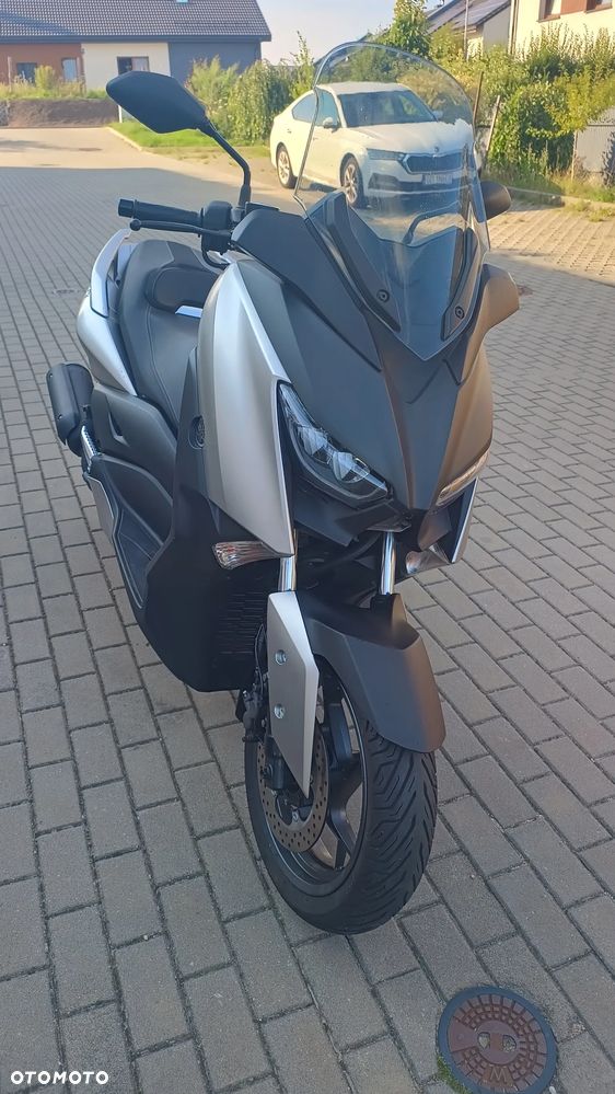 Yamaha X-max - 5