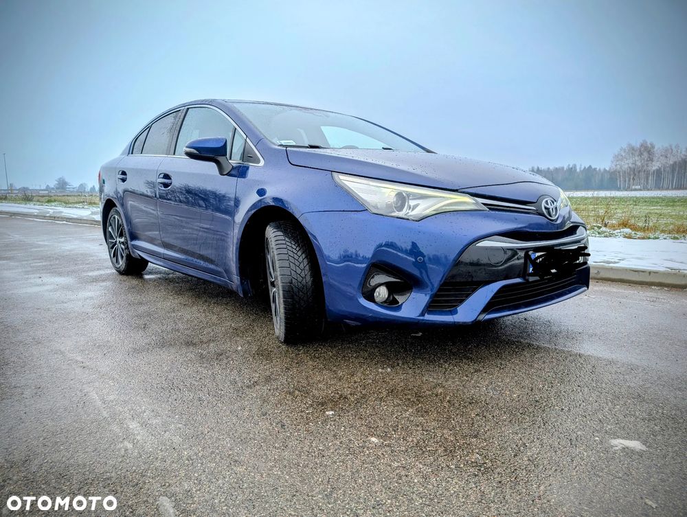 Toyota Avensis 1.8 Prestige MS - 3