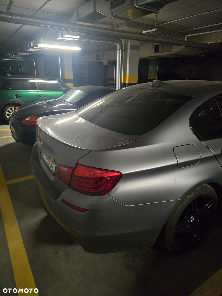 BMW Seria 5 530d xDrive - 6