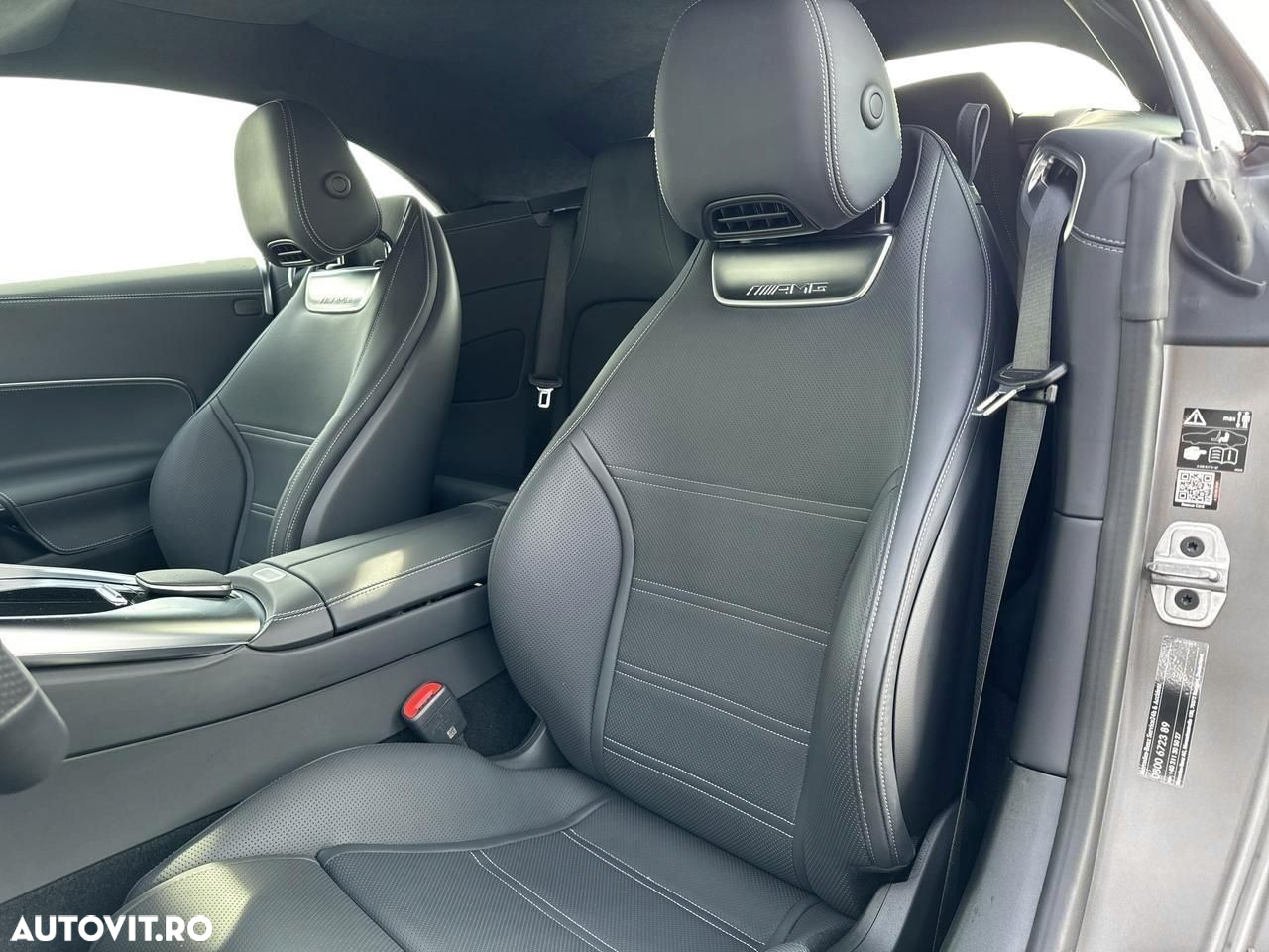 Mercedes-Benz SL AMG 63 4MATIC+ - 12