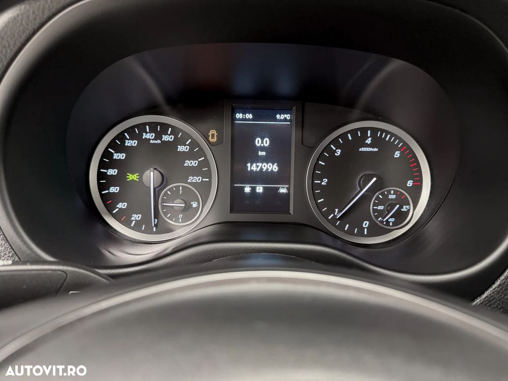 Mercedes-Benz VITO - 22
