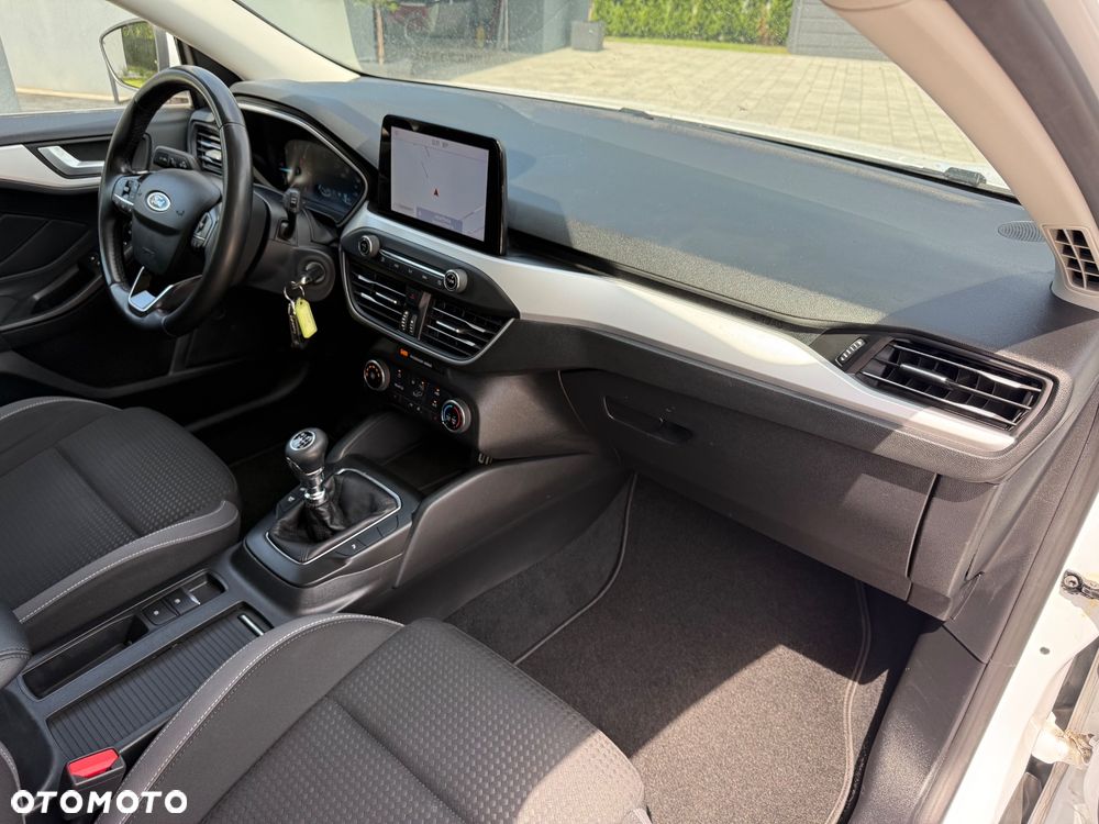 Ford Focus 1.5 EcoBlue STart-Stopp-System TITANIUM - 12