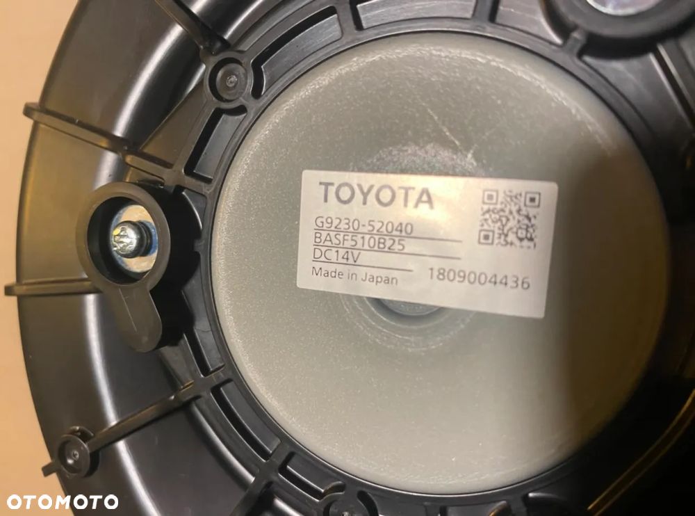 Dmuchawa baterii akumulatora G9230-52040 Toyota Yaris III 2019r. OE - 4