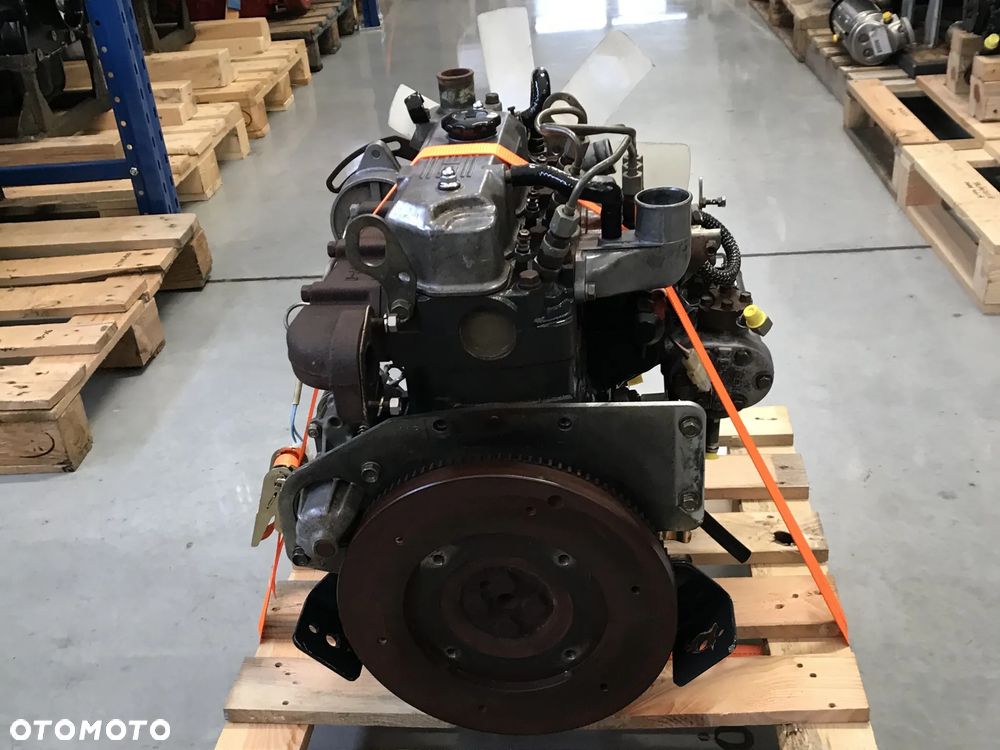SILNIK ISEKI E3112 15,7 KW 3-CYLINDROWY DIESEL 6503 zł netto - 7