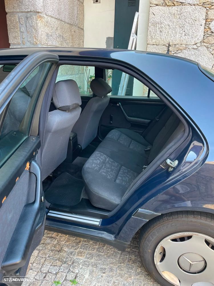 Mercedes-Benz C 220 - 2