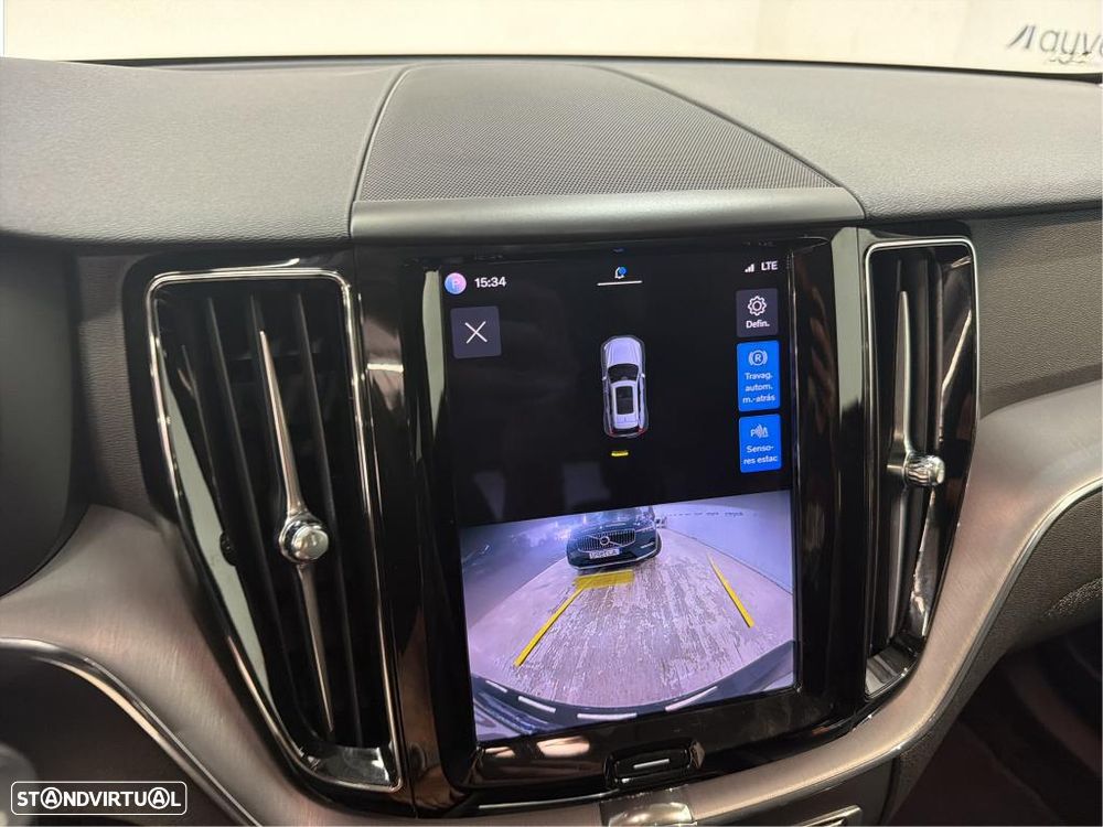 Volvo XC 60 2.0 T6 PHEV Inscription Expression AWD - 8