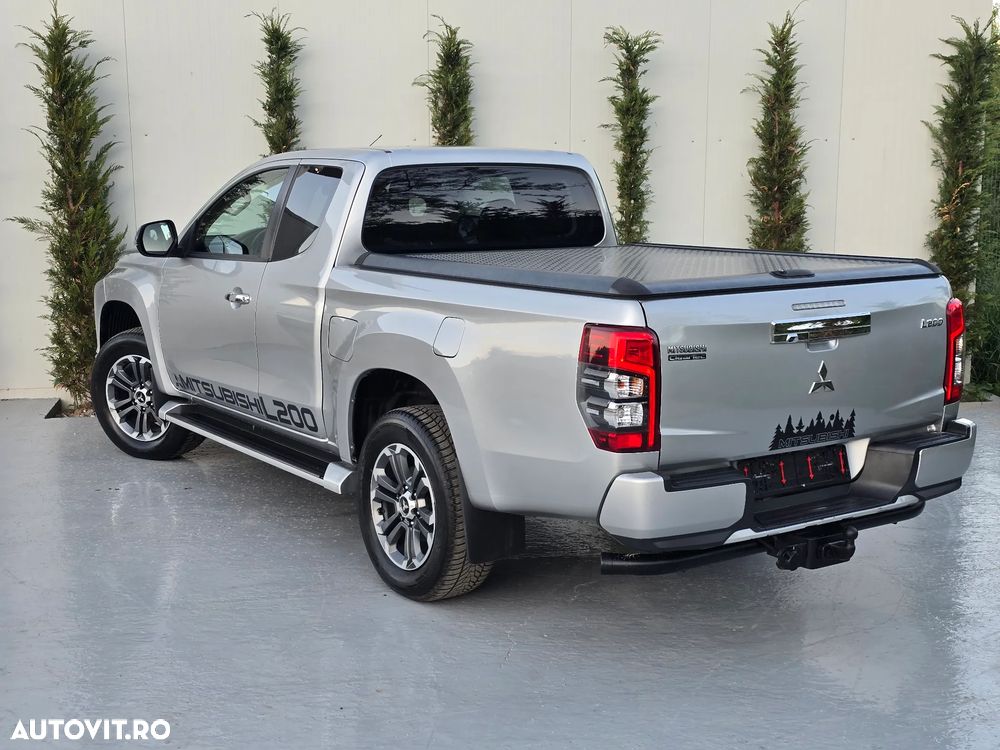 Mitsubishi L200 - 4