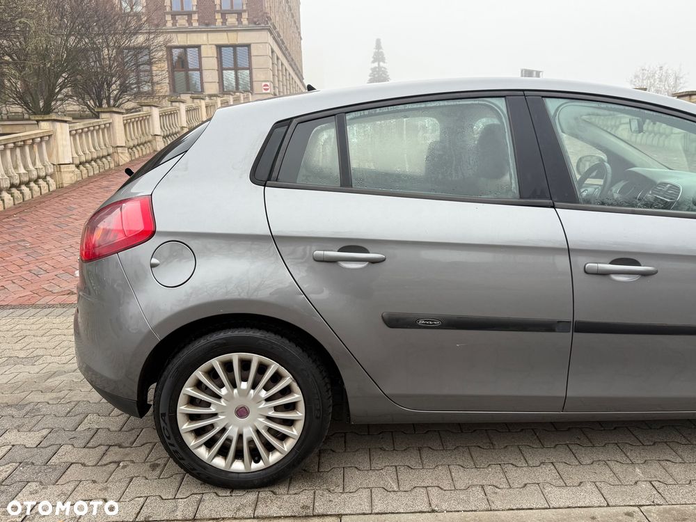 Fiat Bravo 1.4 T-JET 16V Dynamic - 25