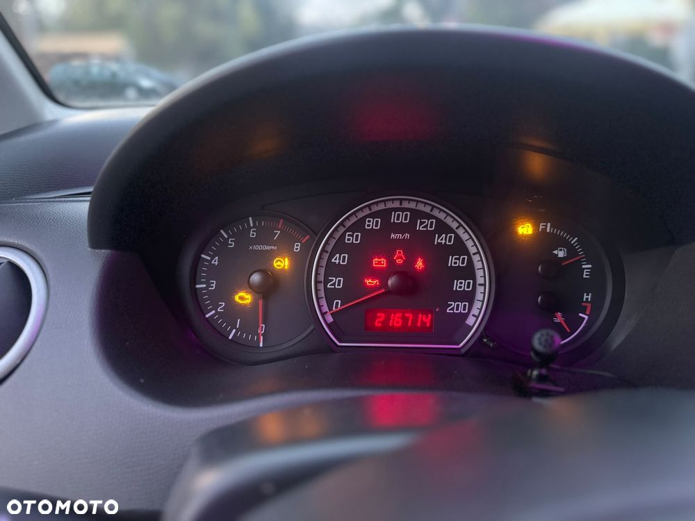 Suzuki Swift - 7