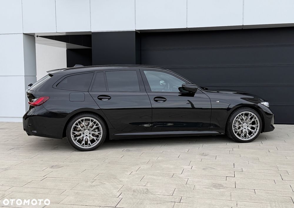 BMW Seria 3 330i xDrive M Sport sport - 33