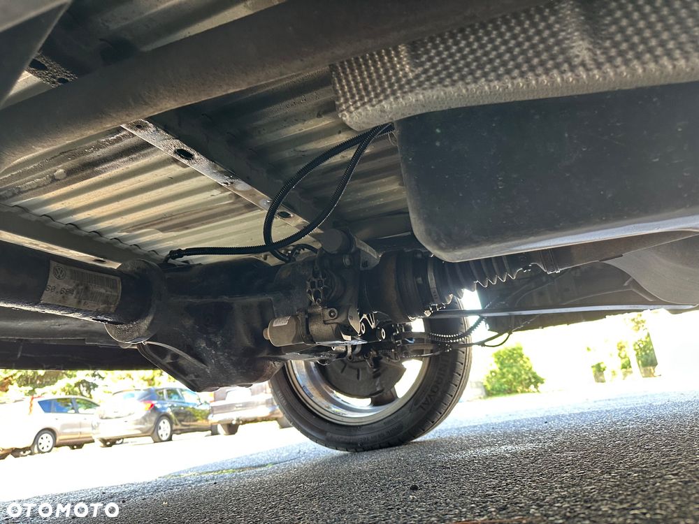 Volkswagen Caddy 2.0 TDI Comfortline 4Motion - 11